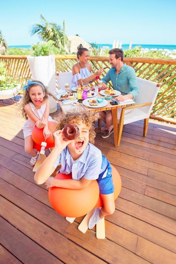 Family Selection At Grand Palladium Select Costa Mujeres Канкун Екстериор снимка